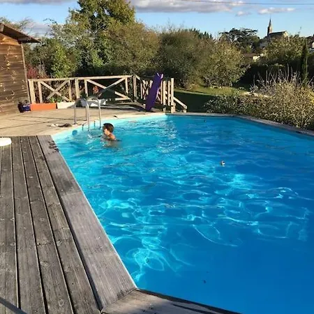 Maison Avec Terrasse Et Piscine Sur Grand Terrain * Laroque-Timbaut