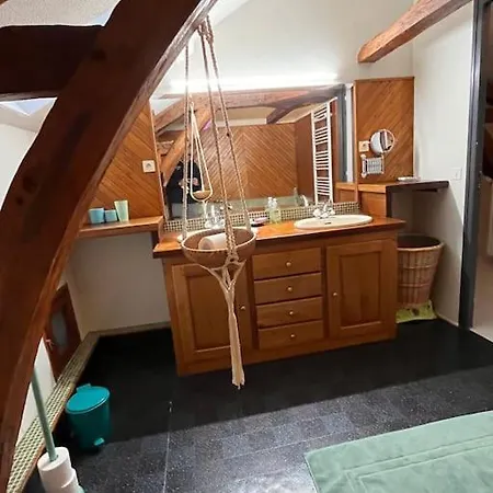 Maison Avec Terrasse Et Piscine Sur Grand Terrain